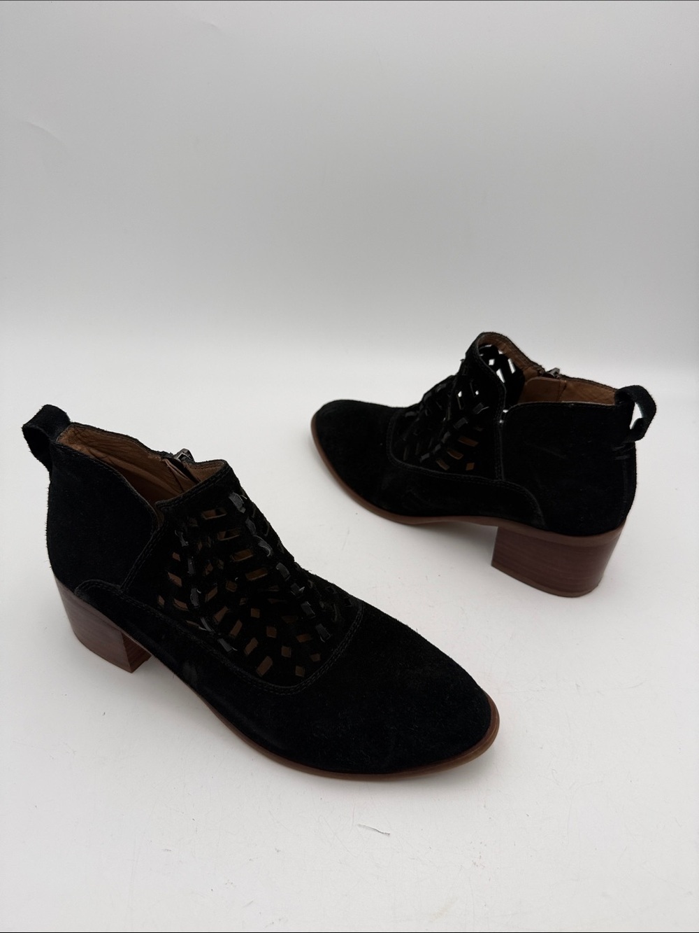 Franco Sarto Black Suede Cutout Lace-Up Ankle Boots women 7.5M casual office